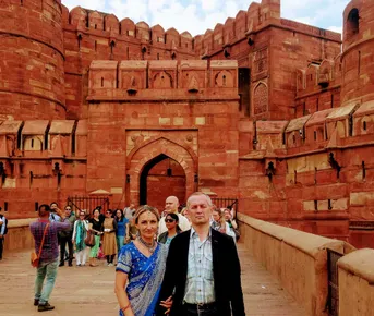 Путешествие к сокровищам Агры из Дели 