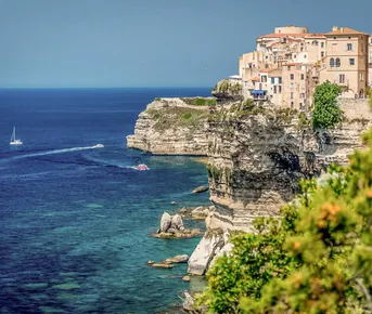 Сардиния – Корсика под парусами. Сокровища Италии и Франции на яхте.