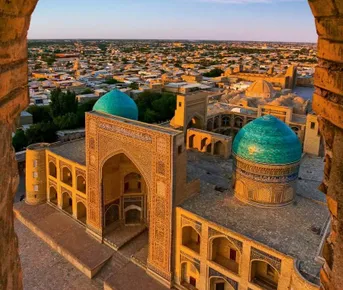 Комби Узбекистан: от Хивы до пустыни и юрт