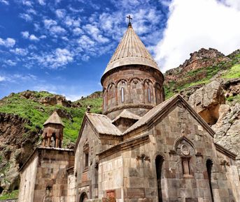 Кругосветка по Загадочной Армении