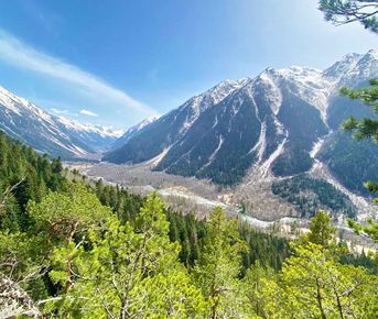 Май в Архызе