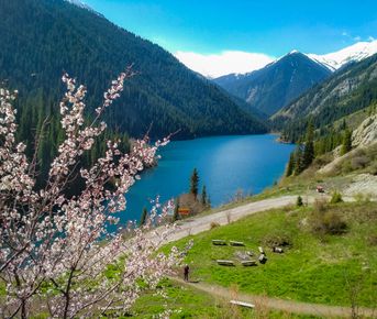 Горы и озера Казахстана. Авторский тур