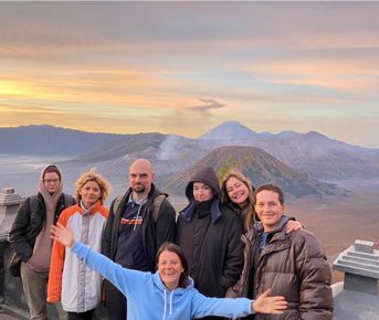 Бали, Нуса Пенида и вулканы острова Ява