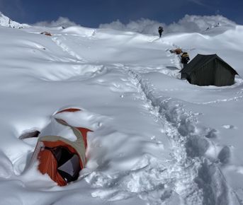 Восхождение на Мера пик