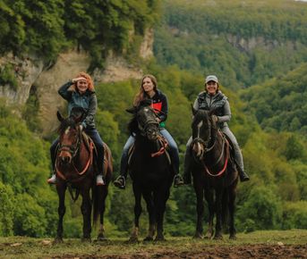 Верхом по Адыгее