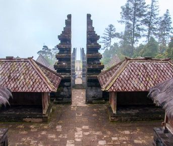 Тур по Индонезии: Ява и Бали за 12 дней. Вулканы, храмы и моря.