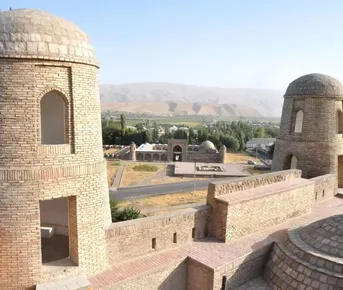 Тур по Памирскому тракту и Фанским горам за 14 дней