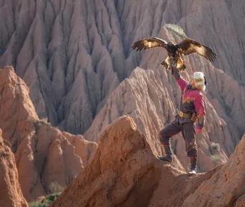 Тур в Киргизию. Иссык-куль и марсианские каньоны