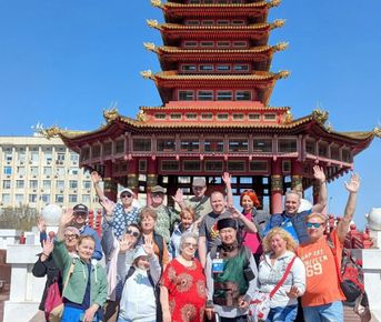 Калмыкия в пору цветения тюльпанов + выходные в Волгограде