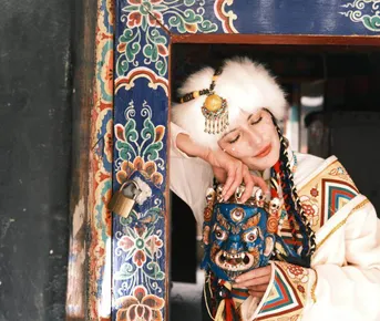 Тибет. Лхаса-Кайлаш. Тур с корой вокруг Кайлаша. Гид буддолог. Отели 4-5.