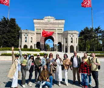 Подари Себе Стамбул- тур с местной жительницей!