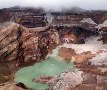 Камчатка: медведи, океан, серфинг, вулканы и термы (7 дней)