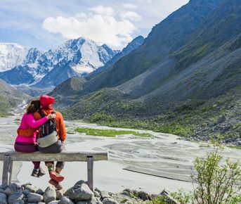 Треккинг к подножию Белухи налегке, с конным сопровождением