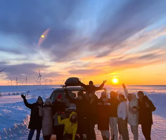 ПОИСК КИТОВ И СЕВЕРНОГО СИЯНИЯ НА КРАЮ СВЕТА