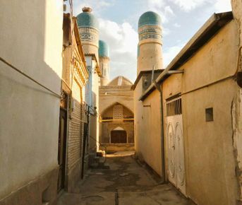 Золотой Треугольник(эконом опция ): Ташкент-Бухара-Самарканд+Чимган