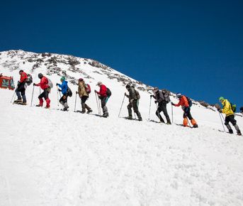 Эльбрус с юга. Восхождение с комфортом