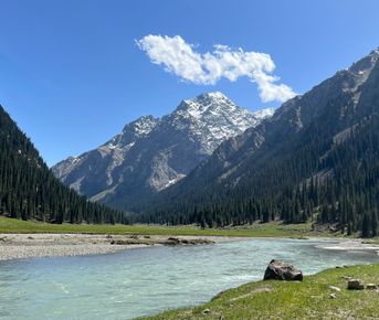 Киргизия на майские 4 дня: 5 самых красивых ущелий и озеро Иссык-Куль