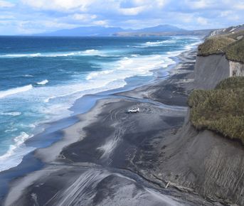 Три острова (Сахалин + Итуруп + Кунашир)