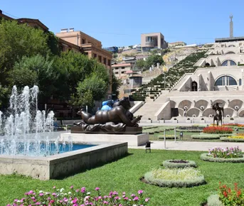 Яркие краски Грузии и Армении, с посещением Батуми и отдыхом на море!