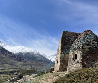 Чегемское ущелье. Парапланы