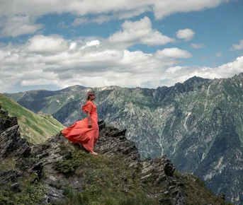 Горное путешествие по Архызу налегке. Поход с палатками без тяжелых рюкзаков