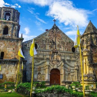 Treat Yourself: A Luxurious Tour of Singapore, Hong Kong and the Philippines.