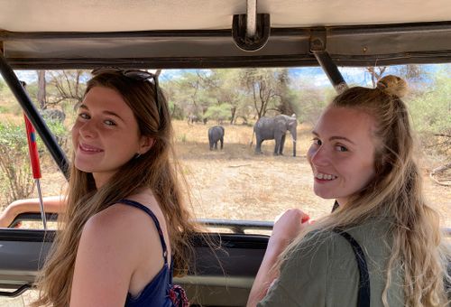 Our Travellers love to meet new people and seek adventure while having fun. They love to explore new places and get the most out of a diverse trip expereince. 