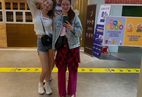 Живая Корея — с атмосферой, вкусом и смыслом. Полное сопровождение и забота как от близких друзей. Мы рядом, помогаем почувствовать страну, понять культуру.