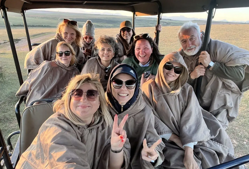 Каждое путешествие — фильм с вами в главной роли. Мы создаем уникальные туры, где нет места массовости и случайным встречам.