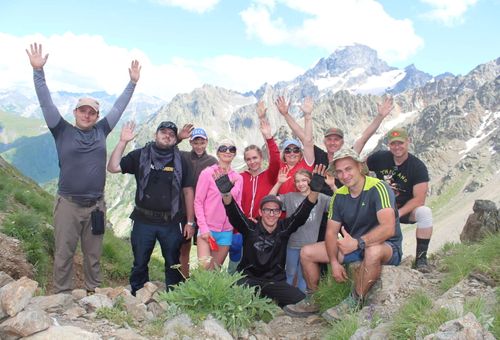 Мои путешествия отличаются безопасностью, доступностью, дружественной и позитивной атмосферой в группе. 