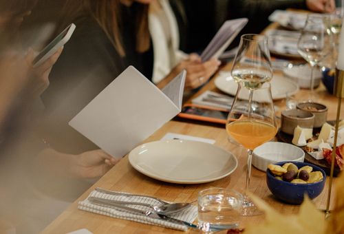 Каждое путешествие продумано до мелочей и с заботой о каждом нашем госте.