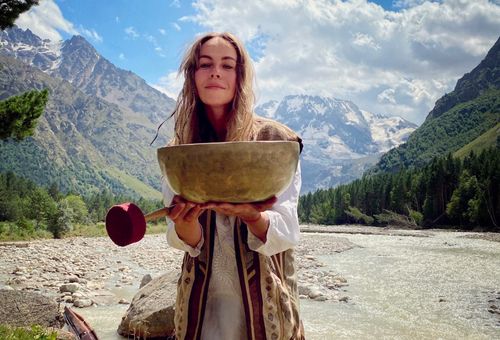 Я создаю пространство, где важны не километры, а ощущения. Природа, мягкость, глубина и сердце — на первом месте.