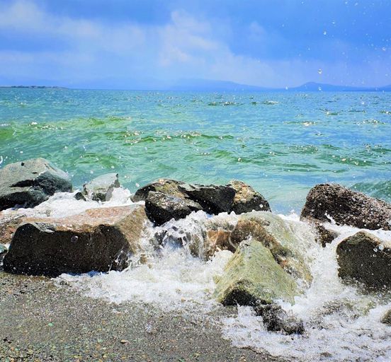 The symphony of stones and the Armenian Sea...