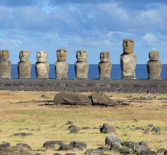 7 days experience @ Casablanca Valley & Easter Island 