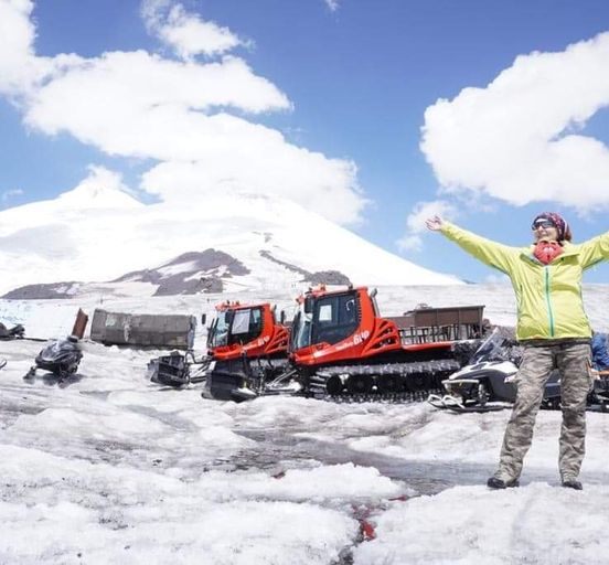 Jeeping, paragliding and horseback riding in Elbrus 