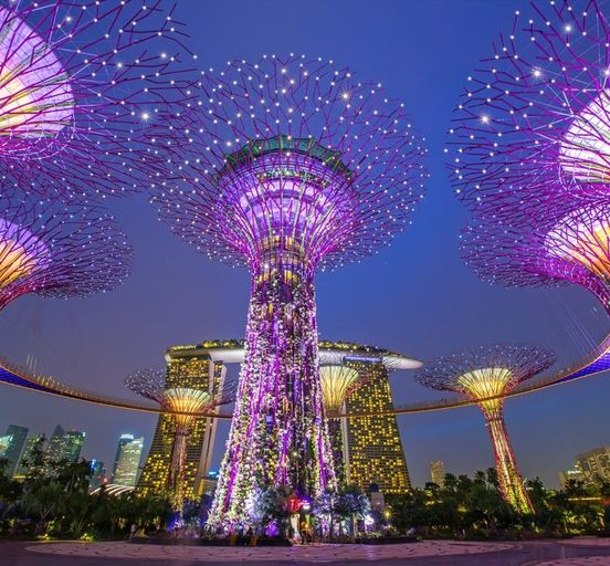 Singapore, Hong Kong, New Year on uninhabited island in the Philippine