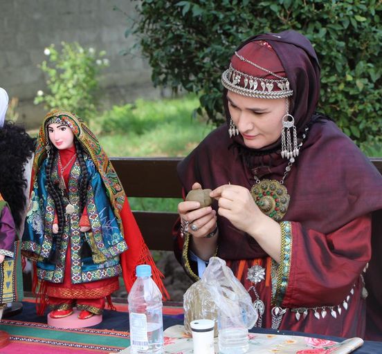 Dagestan crafts master class 