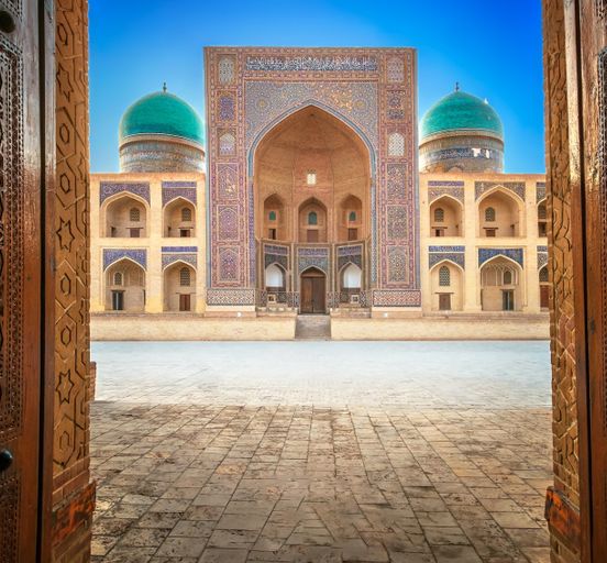 A trip around the world in Sunny Uzbekistan - Full Immersion