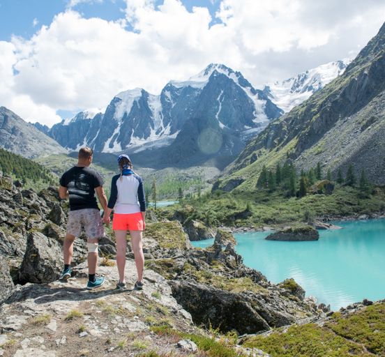 Horse tour to Shavlinsky lakes and the middle Katun