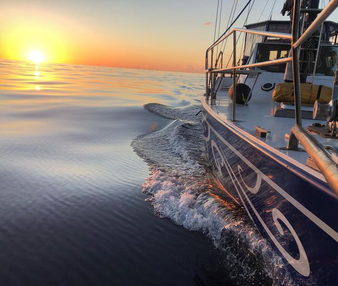 На яхте в Японию! Морской тур на парусной яхте вслед за солнцем.