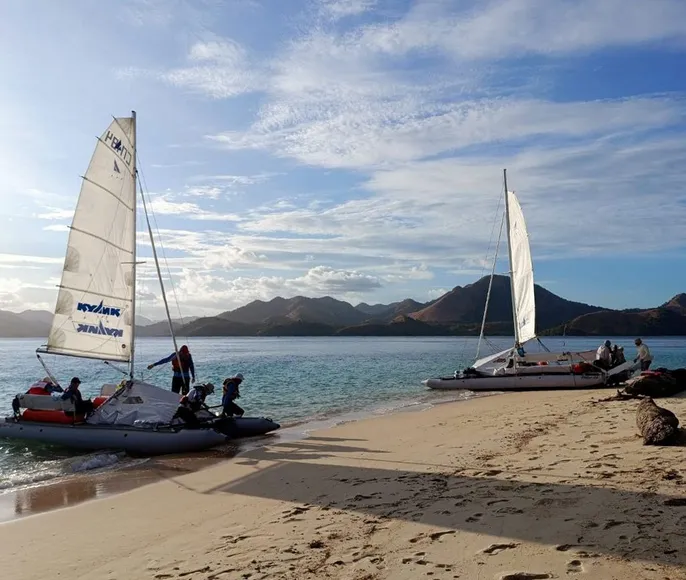 Филиппины. Морской поход вокруг острова Бусуанга.