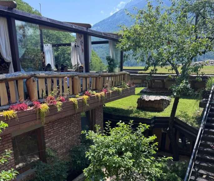 Красная Поляна: курорт или поселок?