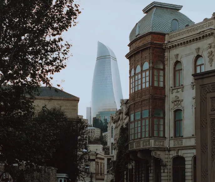 Баку: плов, ковры и разговоры