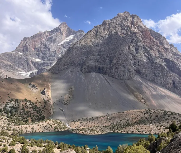 Фанские горы без рюкзаков — тур по Таджикистану