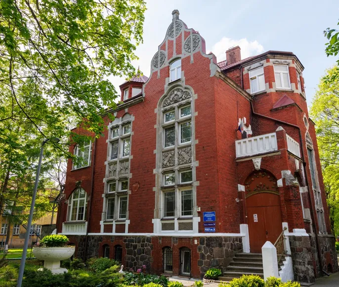 Экскурсия по району Амалиенау и острову Канта