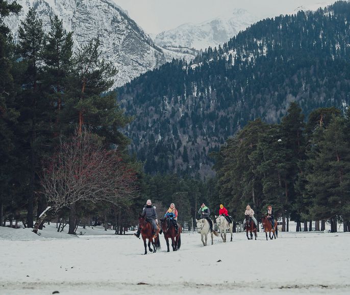 Конный тур на новогодние Зимний Архыз