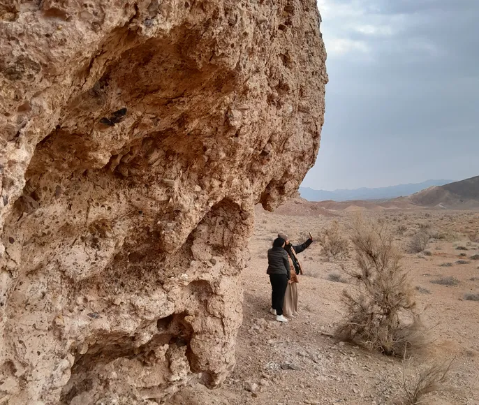 Тур от Красных гор до Чарынского каньона с ночевкой на горячих источниках