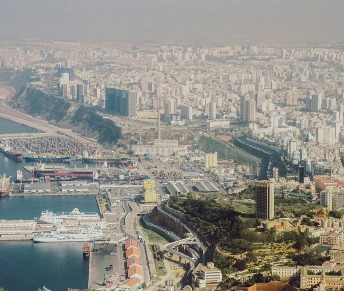 Дюны Сахары и красоты Средиземноморья