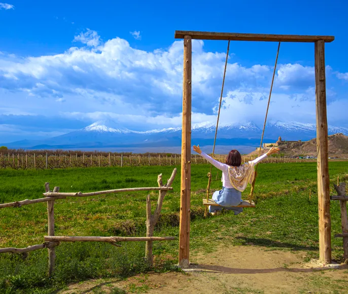 Солнце в горах Армении