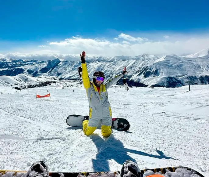 Эльбрус на Максимум! Склоны, баня, снегоходы и своя Банда! Всё включено
